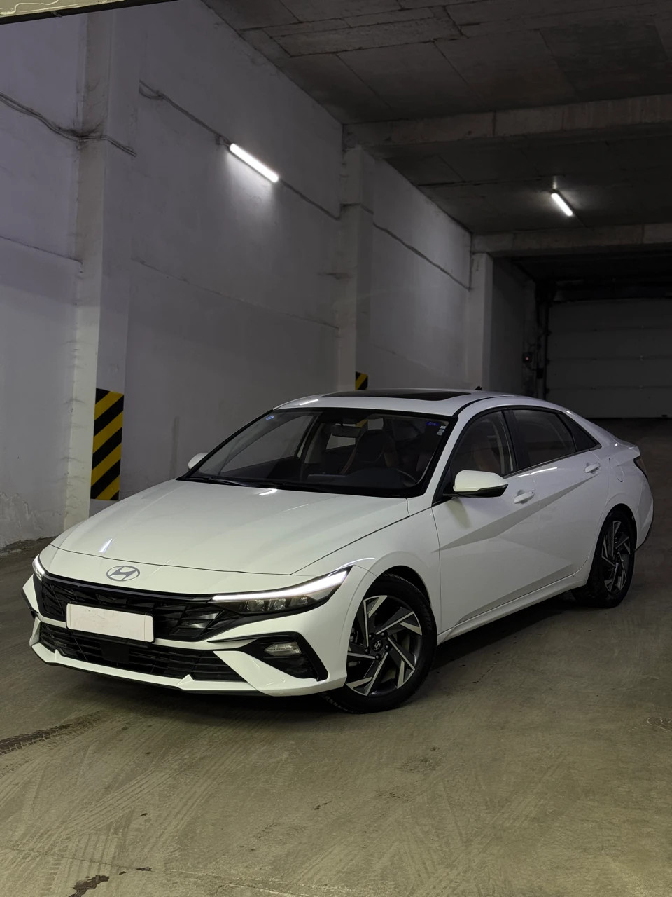 Hyundai Elantra 2025 года